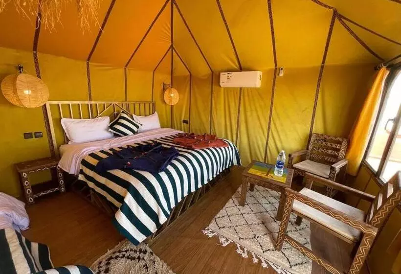 ホテル Merzouga All Inclusive Glamping