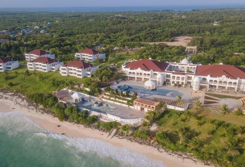 Hotel Shukran Palace