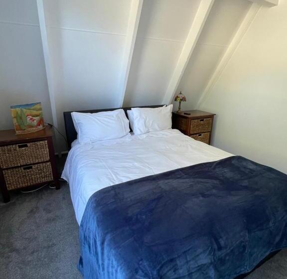 Pensionat Ferniehurst Stopover