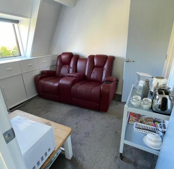 Pensionat Ferniehurst Stopover