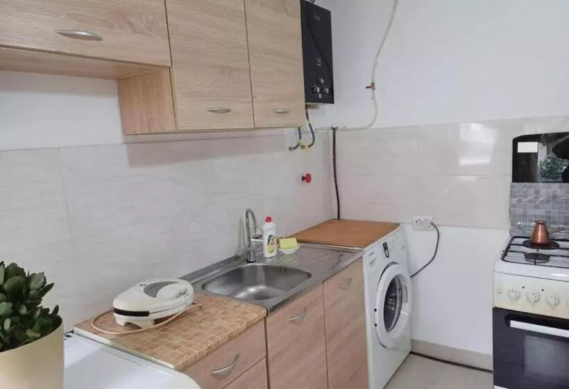 پانسیون Kutaisi Apartment