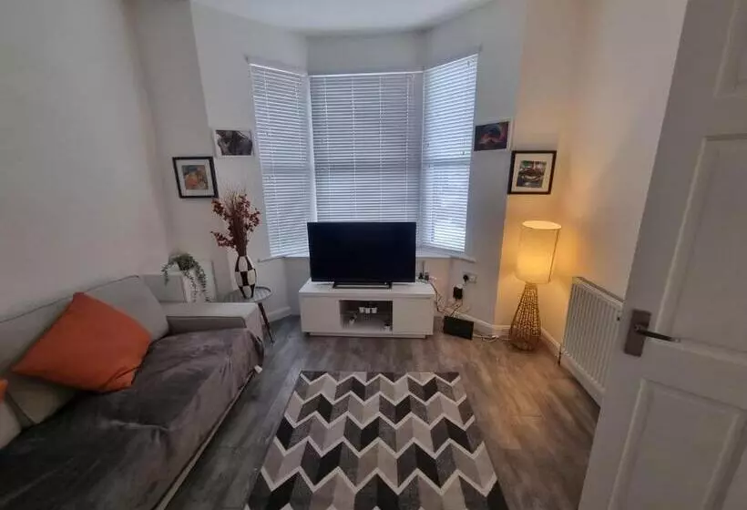 Majatalo Southampton Bridge Rooms By Afl