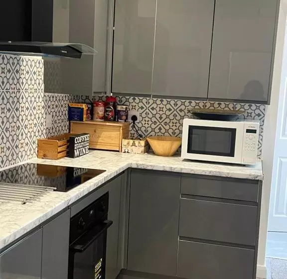 Majatalo Southampton Bridge Rooms By Afl