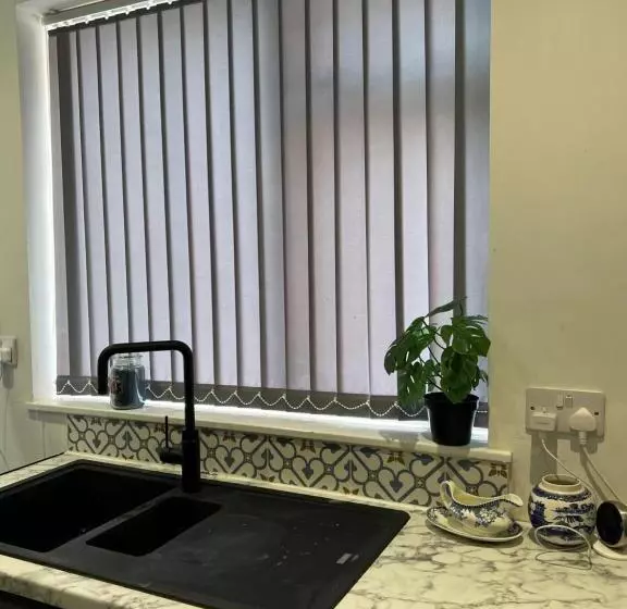 Majatalo Southampton Bridge Rooms By Afl