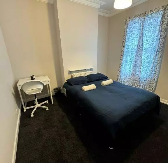 پانسیون Superb Double Room Beside Croke Park   3
