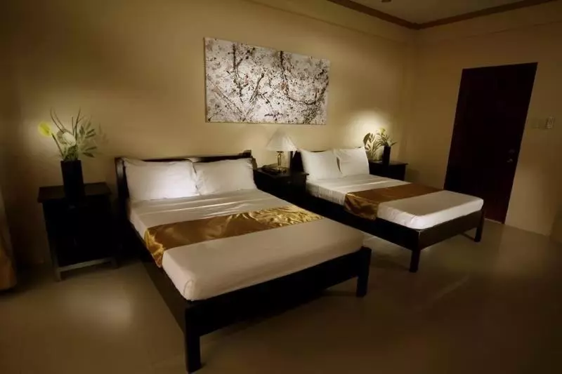 The Q Hotel And Events Place