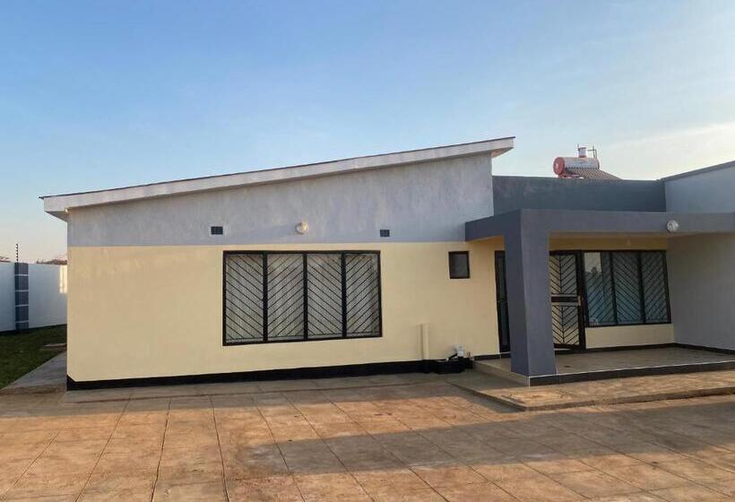 تختخواب و صبحانه Dnc Comfort Suites