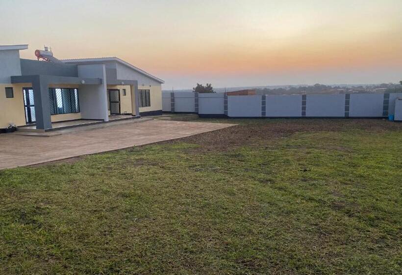 تختخواب و صبحانه Dnc Comfort Suites