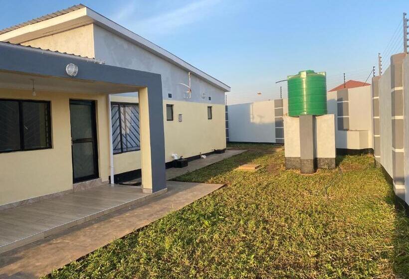 تختخواب و صبحانه Dnc Comfort Suites