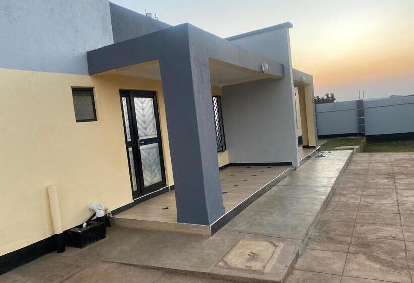 تختخواب و صبحانه Dnc Comfort Suites