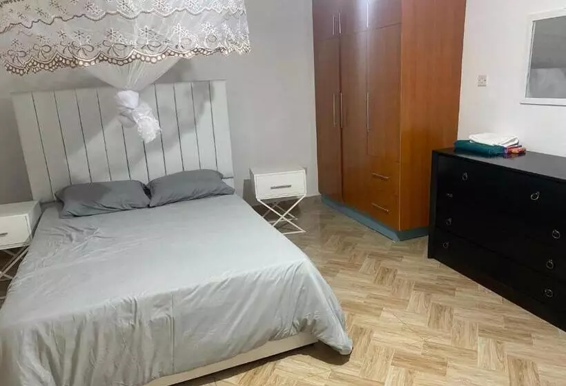 تختخواب و صبحانه Dnc Comfort Suites