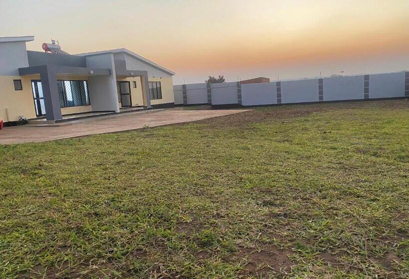 تختخواب و صبحانه Dnc Comfort Suites