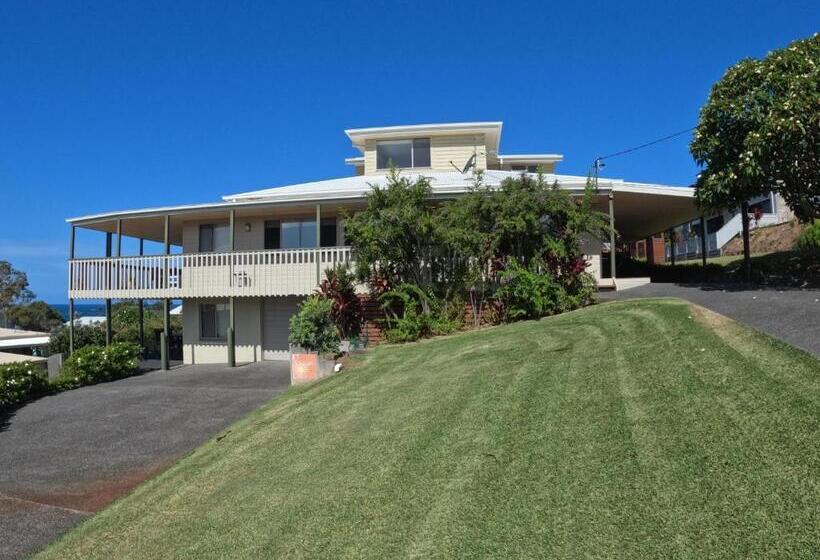 Bed and Breakfast Solitary Islands Lodge