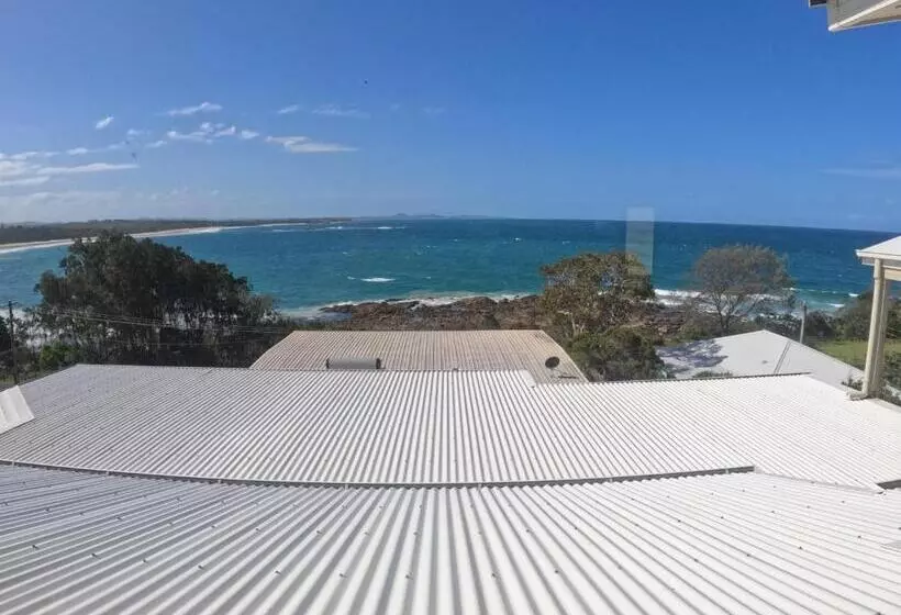 Aamiaismajoitus (B&B) Solitary Islands Lodge