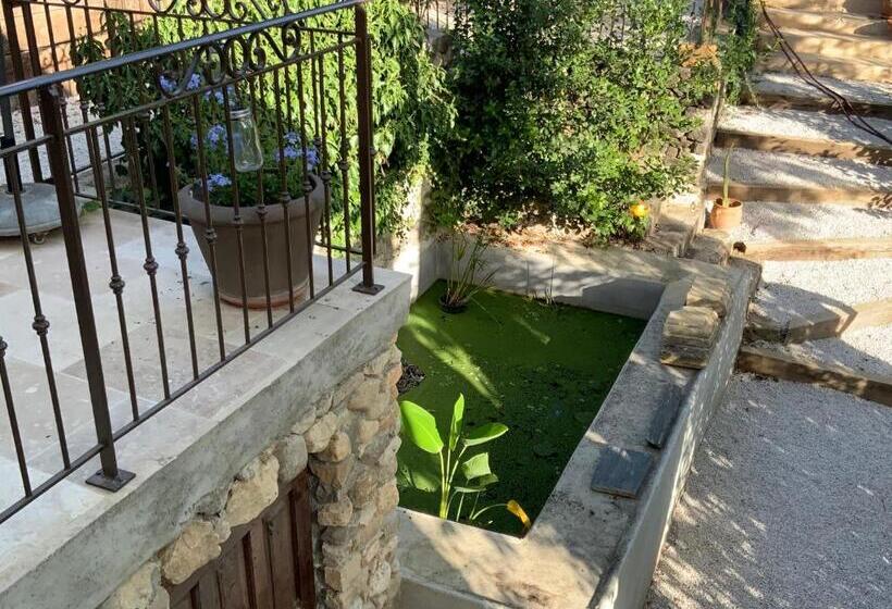 تختخواب و صبحانه Villa Hélène