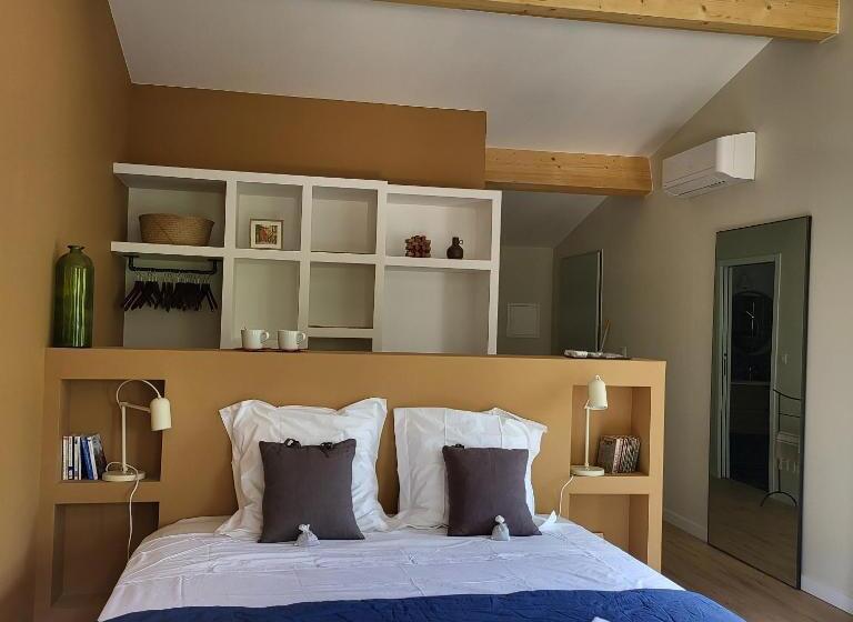 تختخواب و صبحانه Villa Hélène