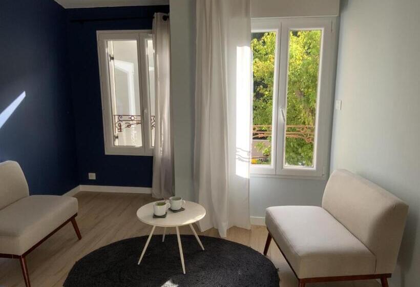 تختخواب و صبحانه Villa Hélène