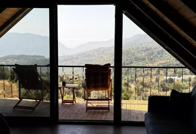 Belen Lodge