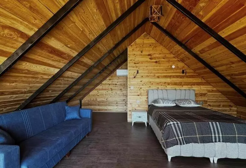 Belen Lodge