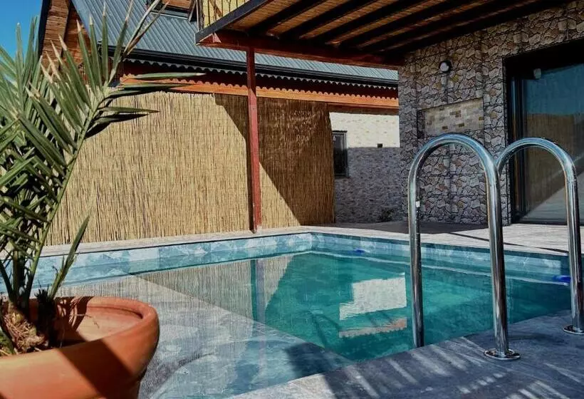 Belen Lodge