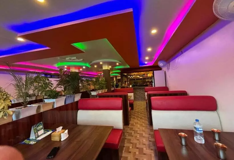 Chandrama Hotel And Restaurant