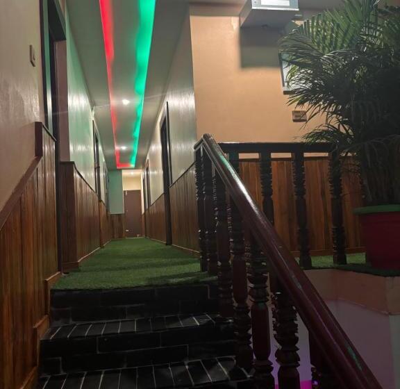 Chandrama Hotel And Restaurant