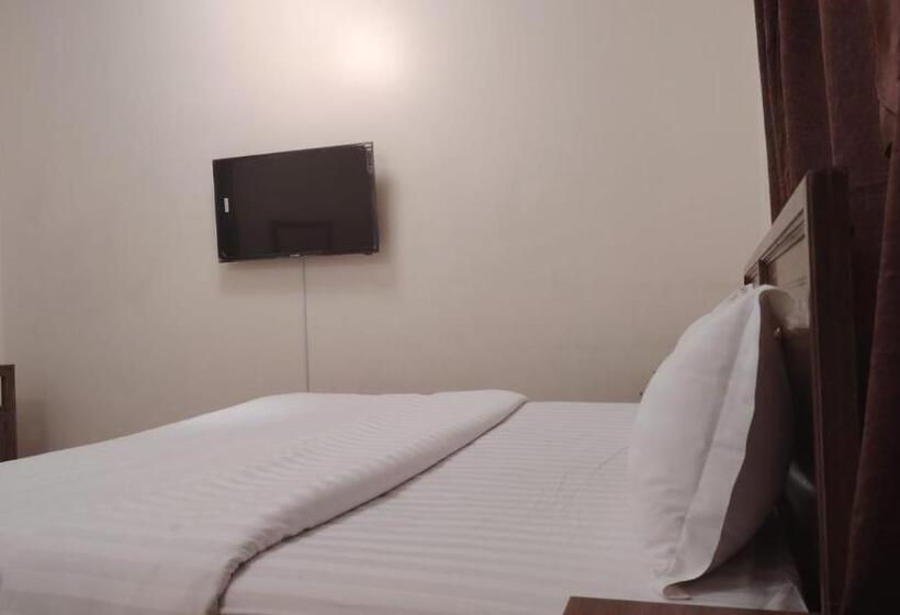 هتل كيان الين خميس