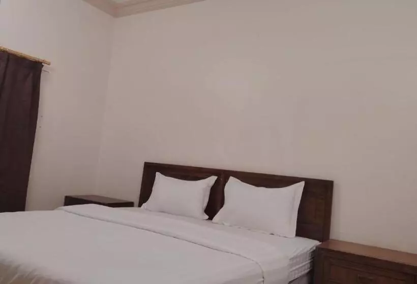 Hotelli كيان الين خميس