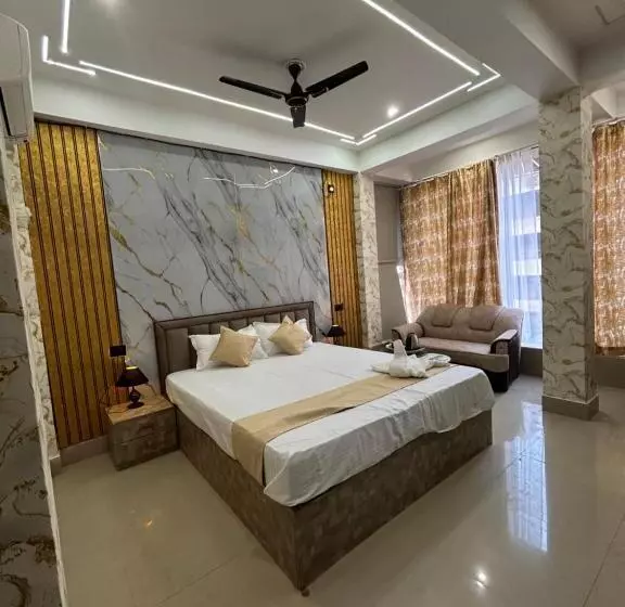 Hotel Faarmsi Inn