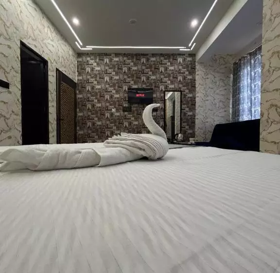 Hotel Faarmsi Inn