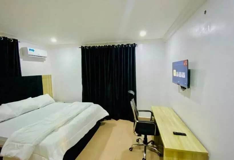 هتل Lekki Cardinal Homes