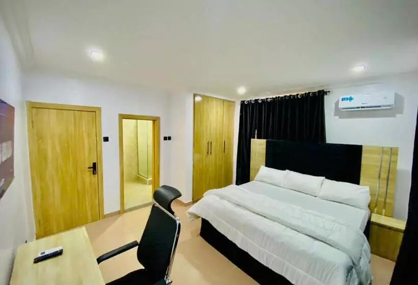 هتل Lekki Cardinal Homes