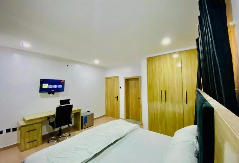 هتل Lekki Cardinal Homes
