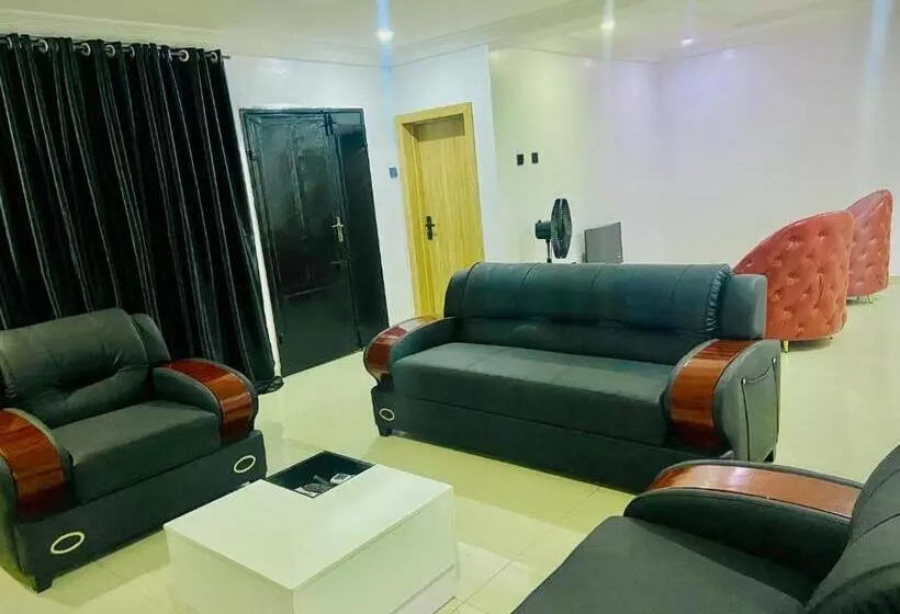 هتل Lekki Cardinal Homes