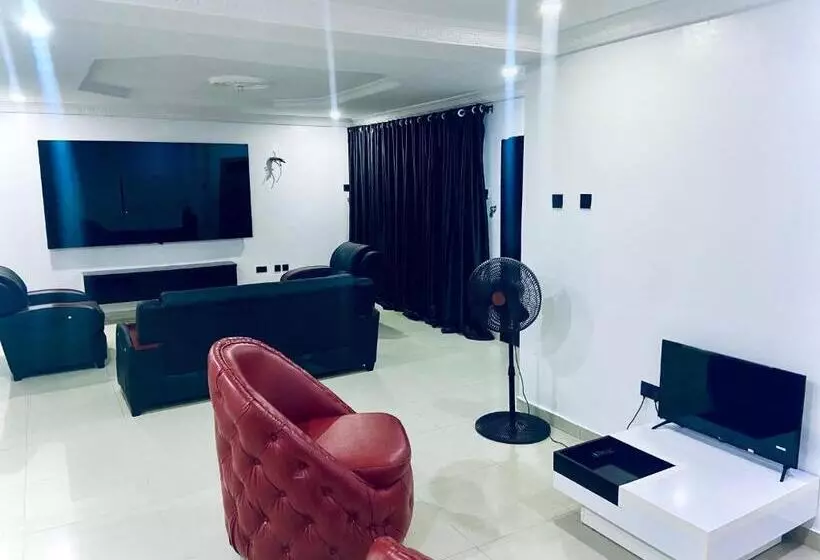 هتل Lekki Cardinal Homes