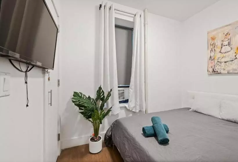 هتل Spacious Modern Chinatown 3 Bedrooms
