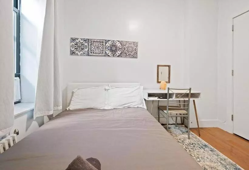 هتل Spacious Modern Chinatown 3 Bedrooms