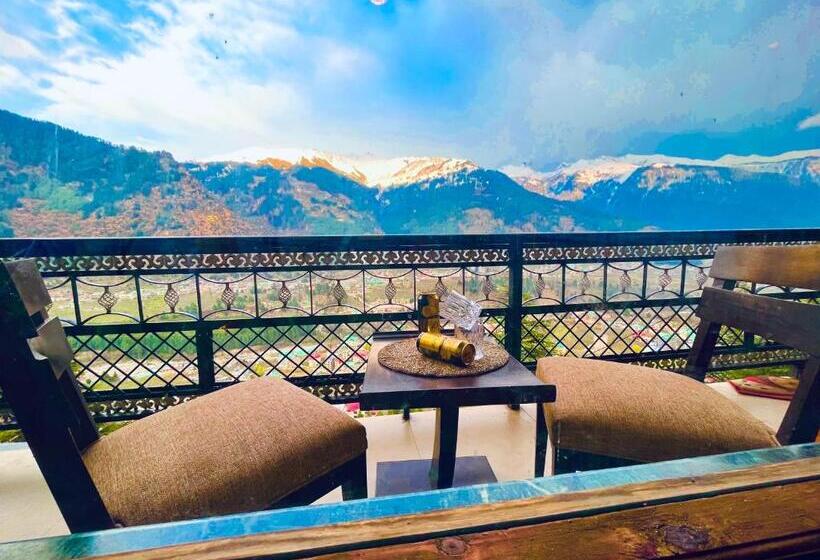 هتل The Channel Lodge