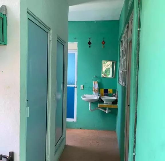ペンション Anamaya Hostal