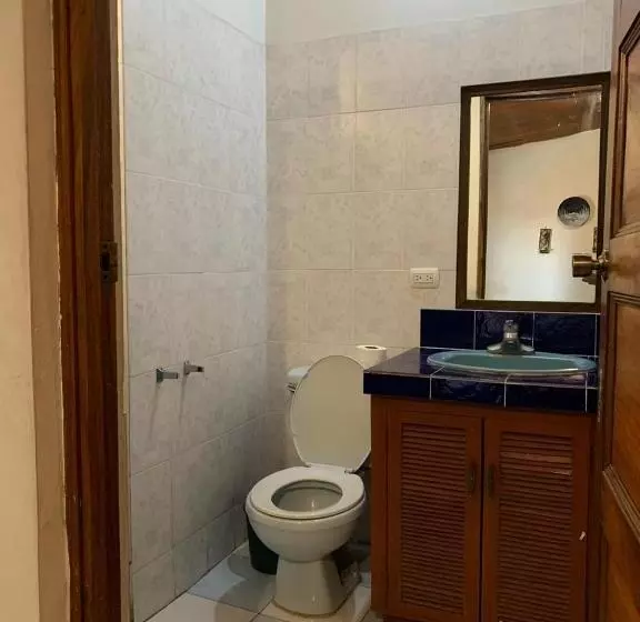 ペンション Hostal Cumbres De El Salvador