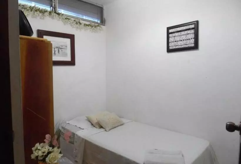 ペンション Hostal Cumbres De El Salvador
