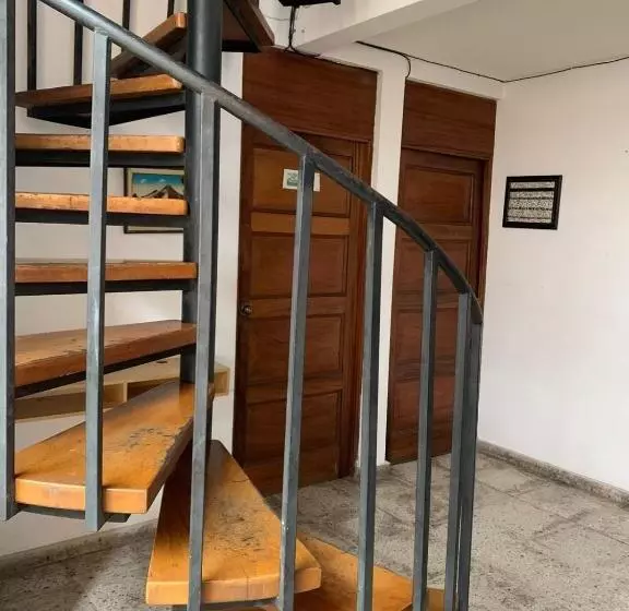 ペンション Hostal Cumbres De El Salvador