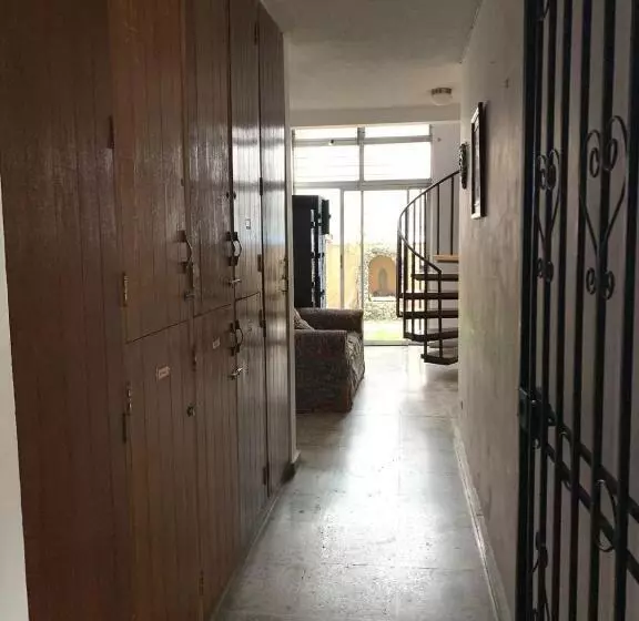 ペンション Hostal Cumbres De El Salvador