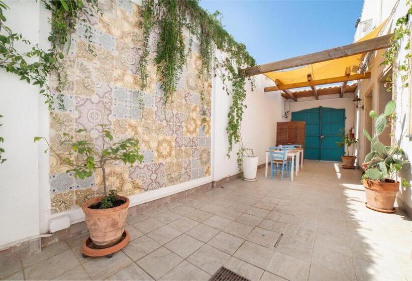 פנסיון Il Borgo Guest House