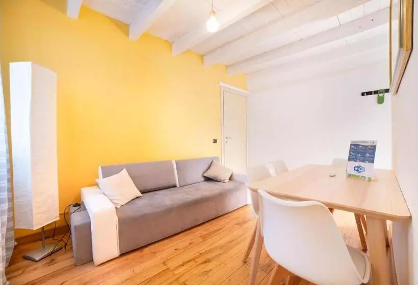 ペンション Il Borgo   Guest House