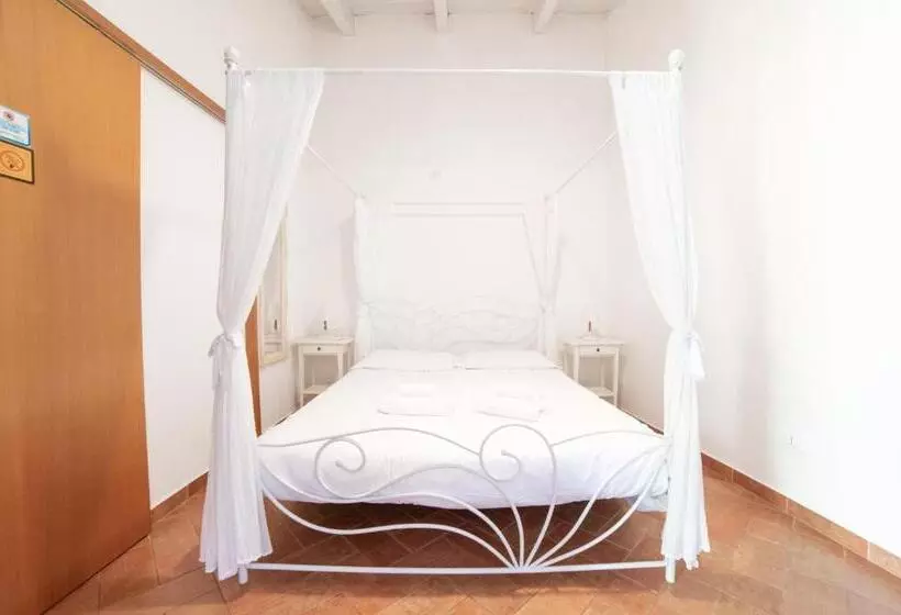 ペンション Il Borgo   Guest House