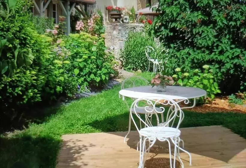 Aamiaismajoitus (B&B) Au Cœur Des Prés