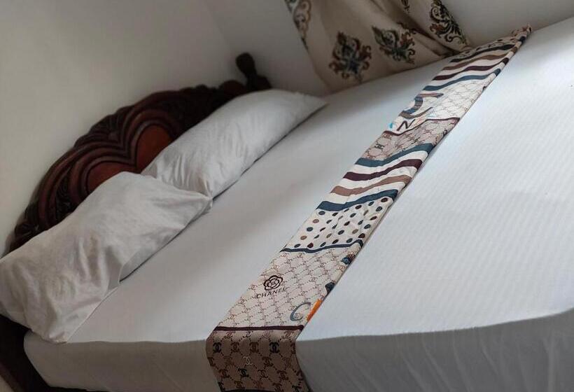 تختخواب و صبحانه Chelsea