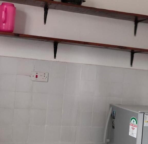 تختخواب و صبحانه Chelsea