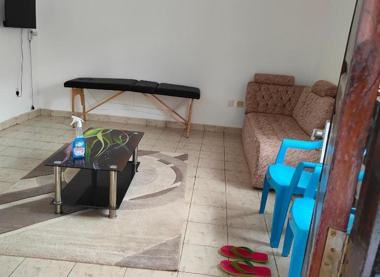 تختخواب و صبحانه Chelsea